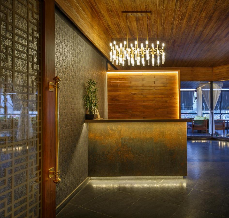 Hotel Ambassador By Ace Hotels Катманду Екстер'єр фото