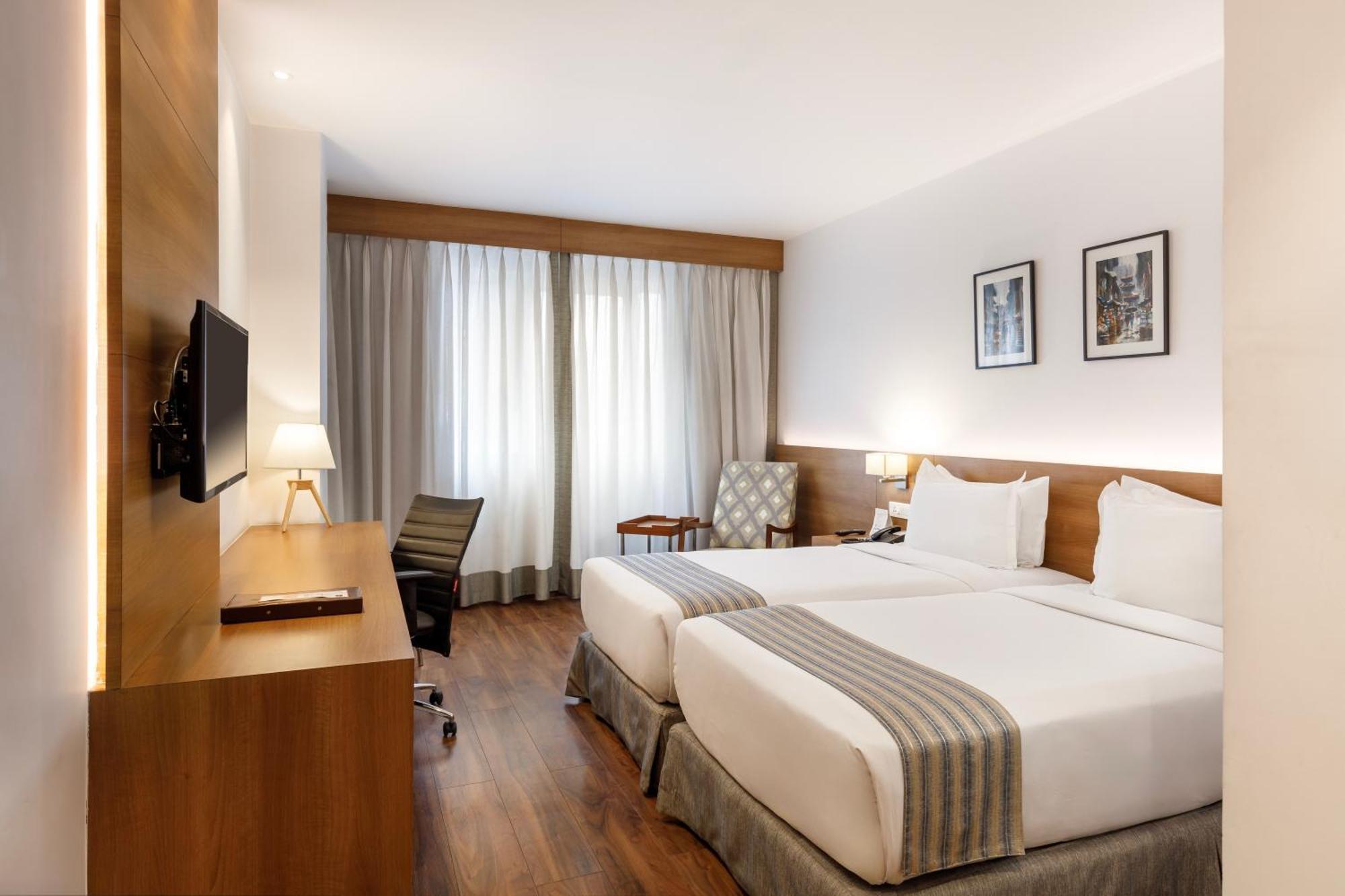 Hotel Ambassador By Ace Hotels Катманду Екстер'єр фото