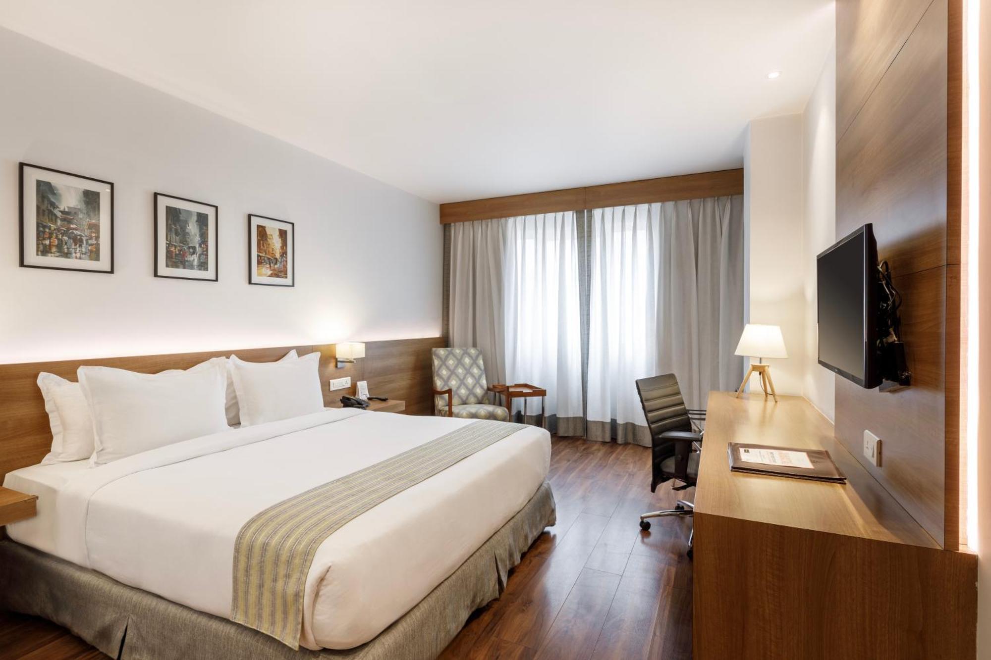 Hotel Ambassador By Ace Hotels Катманду Екстер'єр фото