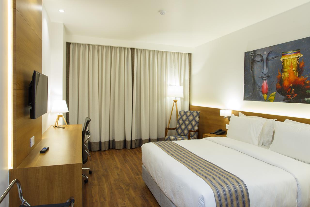 Hotel Ambassador By Ace Hotels Катманду Екстер'єр фото