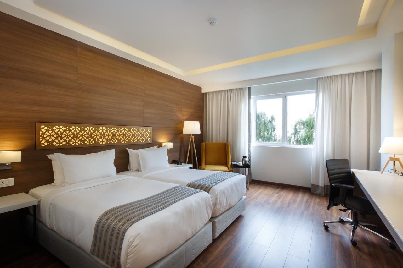 Hotel Ambassador By Ace Hotels Катманду Екстер'єр фото